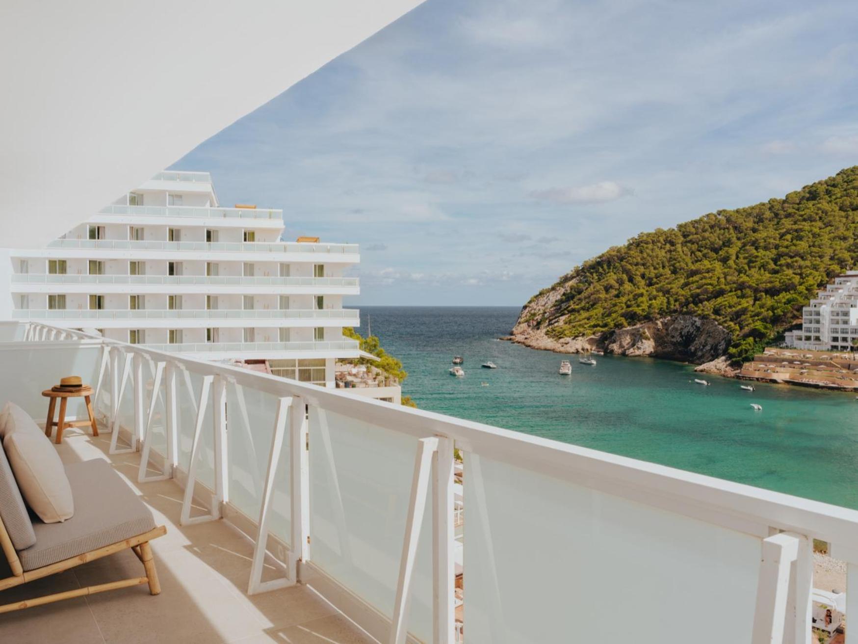 Отель Hyde Ibiza Кала-Лонга Экстерьер фото