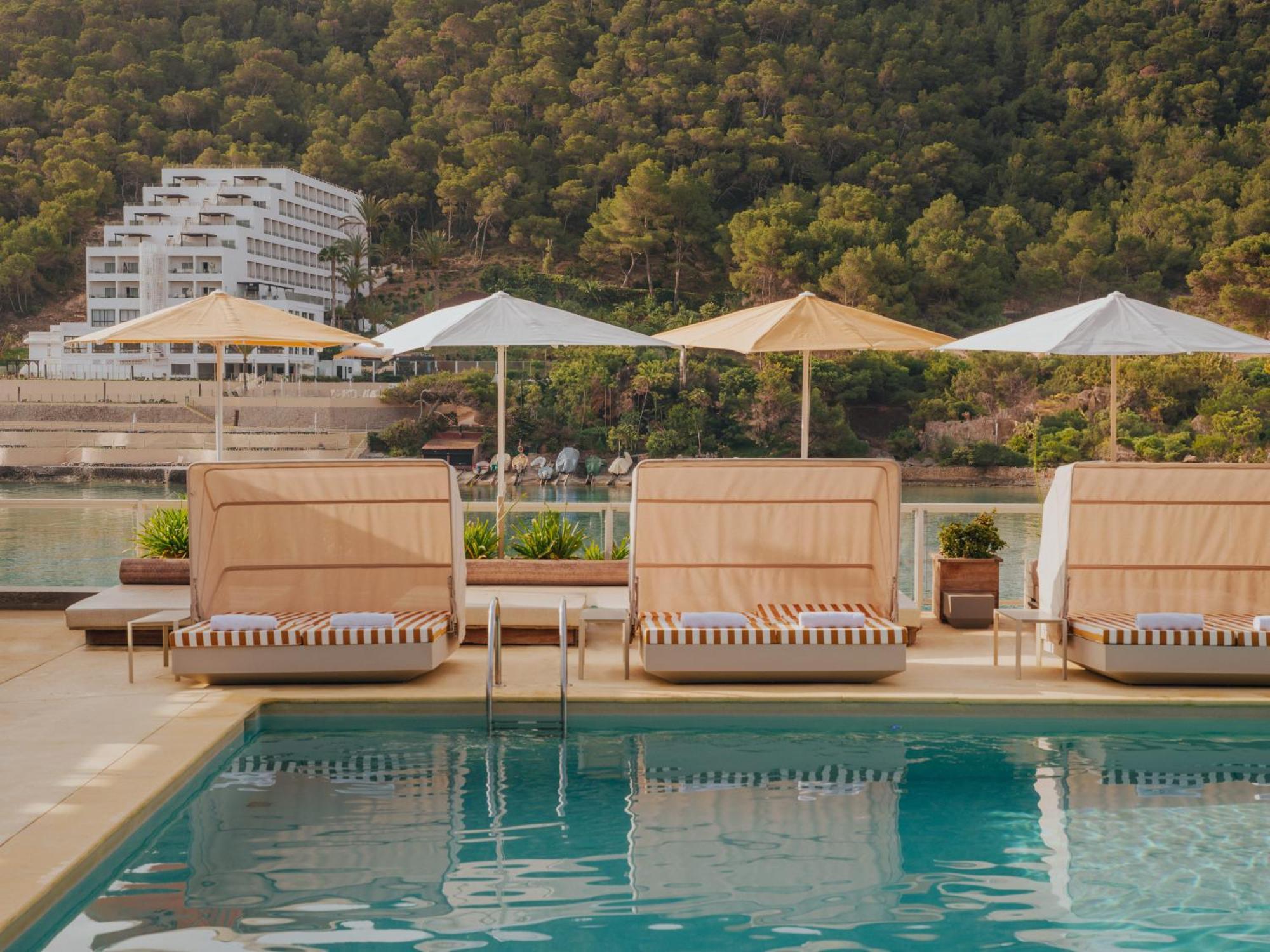 Отель Hyde Ibiza Кала-Лонга Экстерьер фото